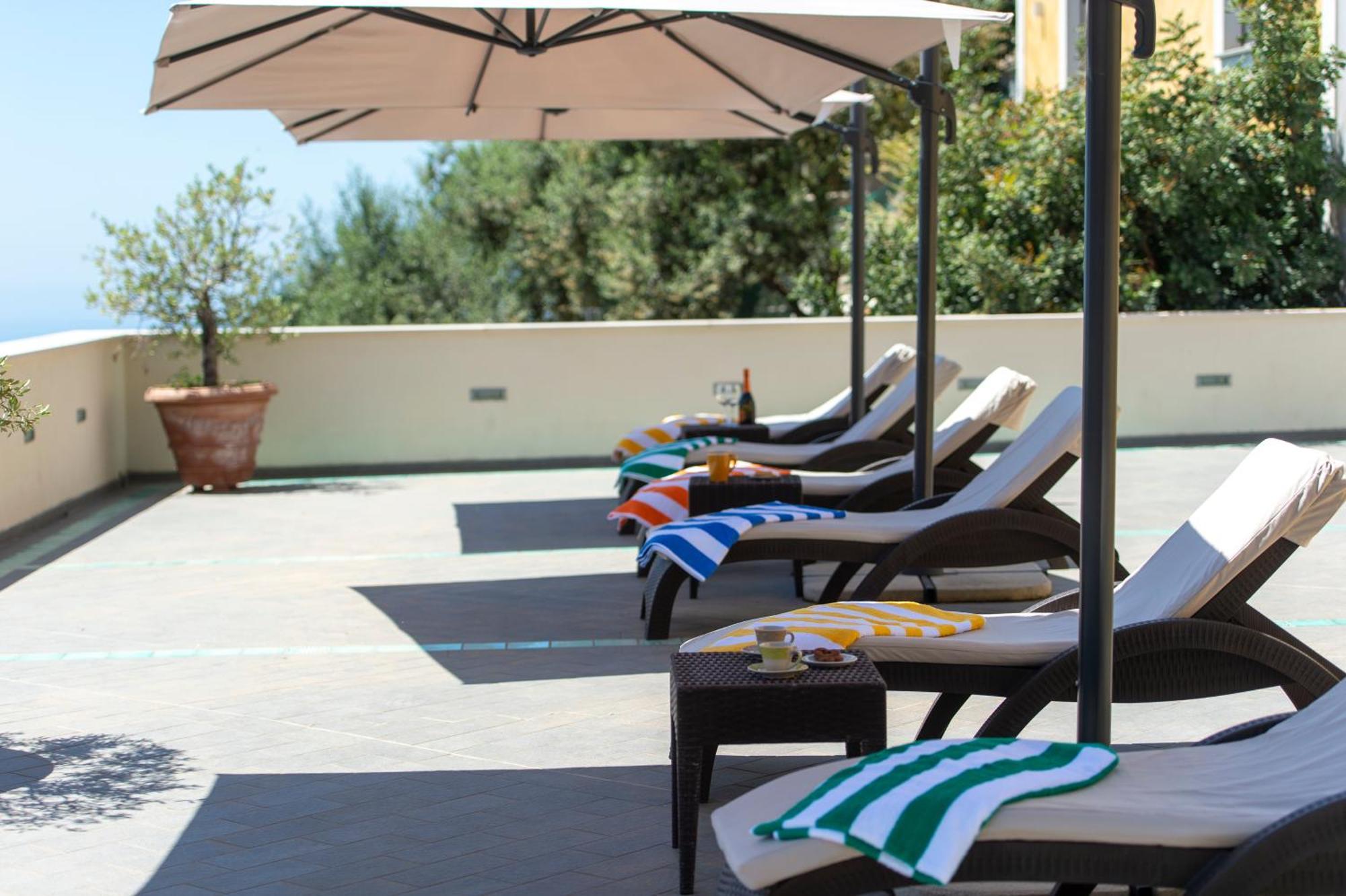 Le Contrade By Sosore Holiday Homes -Amalfi Coast Furore Habitación foto